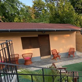 Babér Apartmanház Balatonakarattya