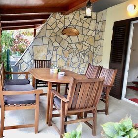 Apartments Pine & Oak Sabunike