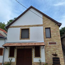 Zalán Vendégház Császártöltés