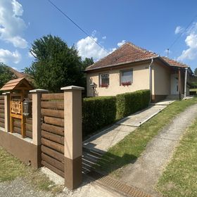 Tölgyes-Völgy Vendégház Makkoshotyka