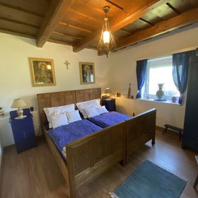 TeleKék Vendégház Becske