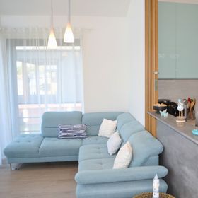 Sunset Bay Abádszalók