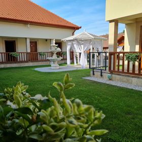 Tőrös Panzió Szabolcs