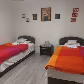 Karavánszeráj Vendégház Jászszentandrás