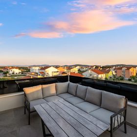 Apartman Vodice - CDJ665