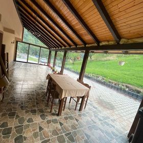 Casa de vacanță TARA Râu Sadului