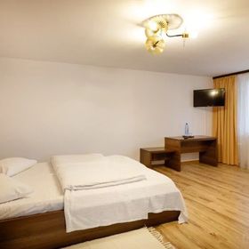 La Colțul Castelului Bran