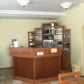 Rév-Panzió Abádszalók