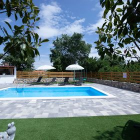 Holiday House Meri Gabonjin