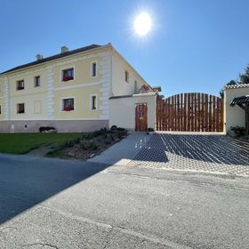 Penzion U Hánů Meclov