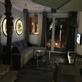 Diamonds / Zanzi w Krainie Alicji