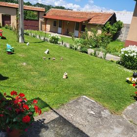 Pensiunea Izvorul Rece Hobița