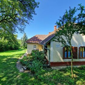 Öreg Körtefa Vendégház Sárhida