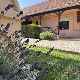 Galiba Vendégház Jenő