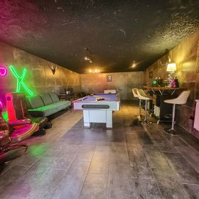 Holiday Home Vegas - Dom na wyłączność Chynowo