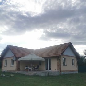 Búbánatvölgy Vöröstölgy Vendégház Esztergom