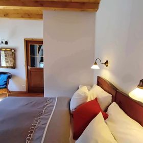 ZebRegény Vendégház Zebegény