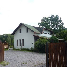 Cabana Szabó Attila Izvoare