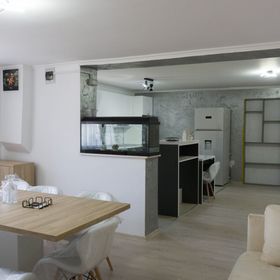 Căsuța din drumul muntelui Drăguș