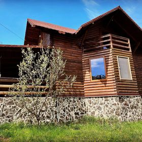 Evyssa Lodge Gălăoaia