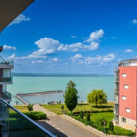 MF Coral 61 Luxury Apartment Siófok