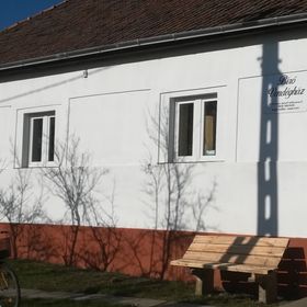 Bíró Vendégház Geszt