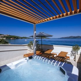 Apartment Iva Mali Iz