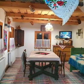 Casa Bunicii Toplița