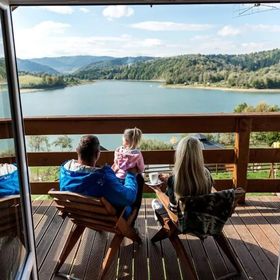 Tarasy nad Soliną Zawóz, Polańczyk