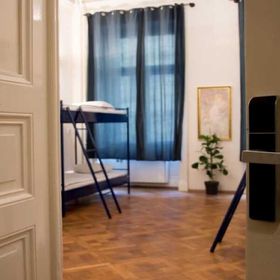 The Clock Inn, Praha