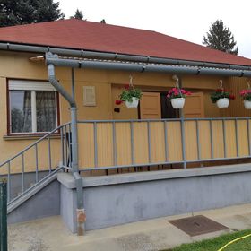 Laciház Vendégház Igal