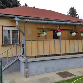 Laciház Vendégház Igal