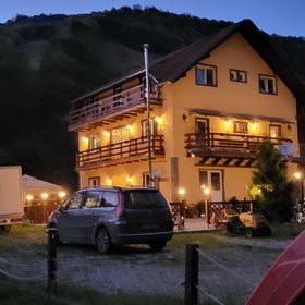 Pensiunea Mari Haus Poiana Mărului