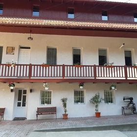 La Conac 13 Ceasuri Bune Bran