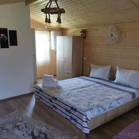 La 3 Căsuțe Nufăru