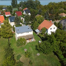 Almádi 64 Üdülőház Balatonalmádi
