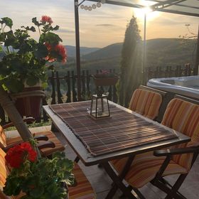 Felhőfészek Vendégház Verőce