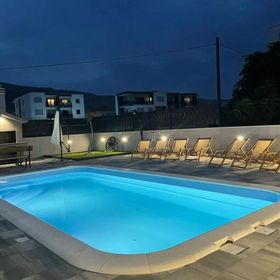 Apatmani Villa Felicita Seget Donji