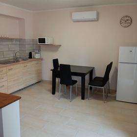 Hédi Apartmanház Balatonboglár