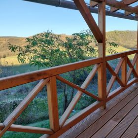 Cserháti St.Hildegard eldugott völgy Faház Penc