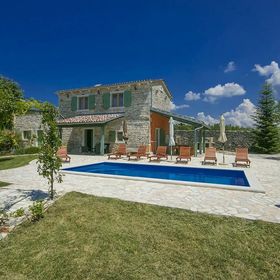 Vendégház Tinjan - CLS843