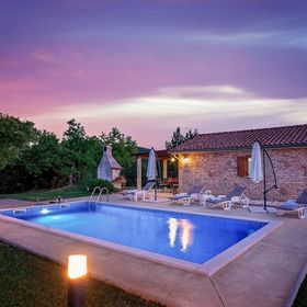 Vendégház Pazin - CLS863