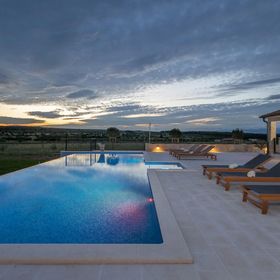 Vendégház Sveti Filip i Jakov - CLD273