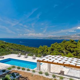 Vendégház Bol - CLD719