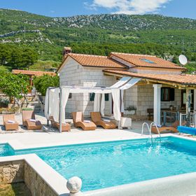 Vendégház Kaštel Lukšić - CLD036