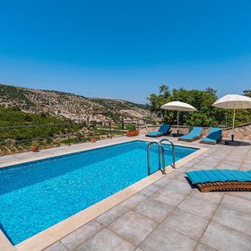 Vendégház Bol - CLD635