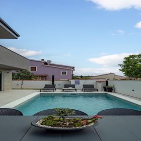 Vendégház Pula - CLS648