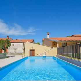 Vendégház Karojba - CLS975