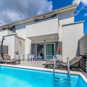 Vendégház Ližnjan - CIZ448