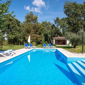 Apartman Sveti Lovreč Pazenatički - CLS817